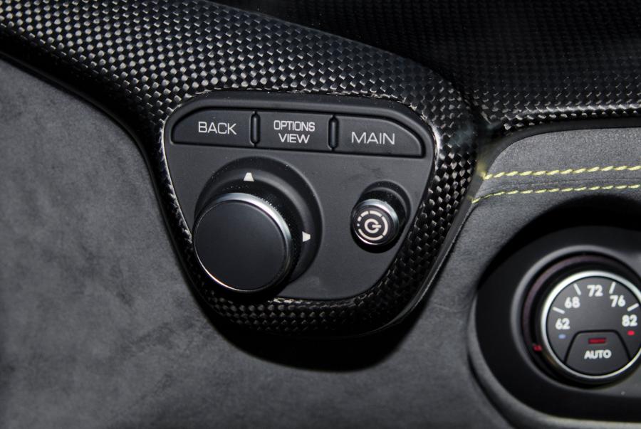 Детали интерьера Ferrari F12tdf Tailor Made 2016 года  (NA) (фото 29 из 40)